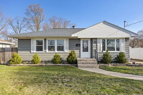 931 Ariebill St SW, Wyoming, MI 49509