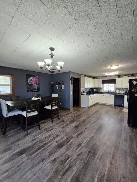 Dining - 645 E Lyons St, Lyons, MI 48851 photo 1 of 3
