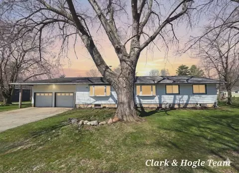 645 E Lyons St, Lyons, MI 48851