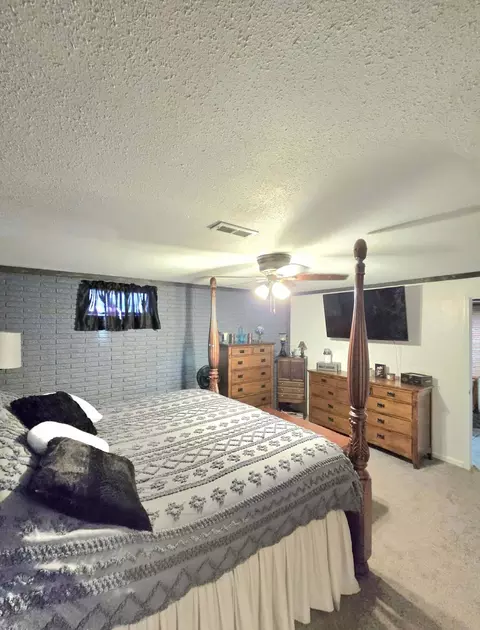 Bedroom - 645 E Lyons St, Lyons, MI 48851 photo 7 of 8