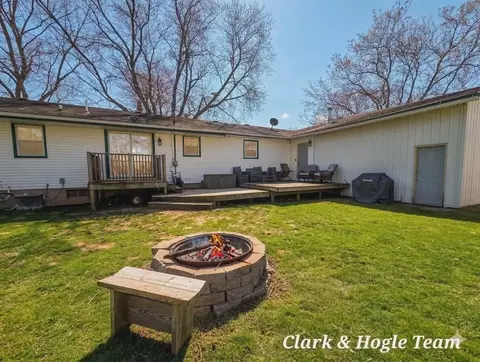 Exterior - 645 E Lyons St, Lyons, MI 48851 photo 7 of 7