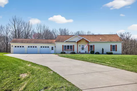 12201 Dylan Ln, Parma, MI 49269