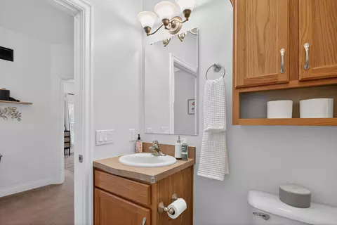 Bath - 12201 Dylan Ln, Parma, MI 49269 photo 4 of 4