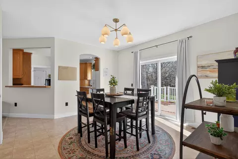 Dining - 12201 Dylan Ln, Parma, MI 49269 photo 2 of 4