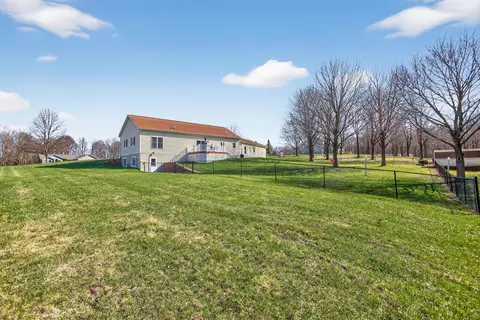 Exterior - 12201 Dylan Ln, Parma, MI 49269 photo 15 of 18
