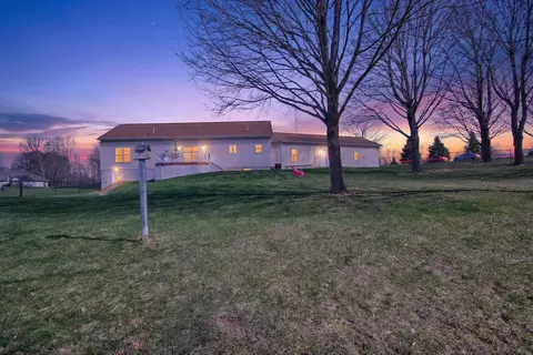 Exterior - 12201 Dylan Ln, Parma, MI 49269 photo 9 of 18