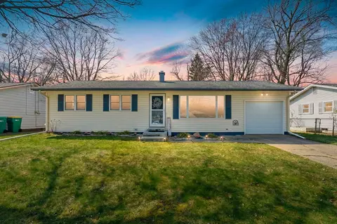 5620 Cheshire St, Portage, MI 49002