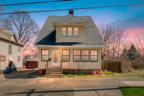 914 Denner St, Kalamazoo, MI 49006