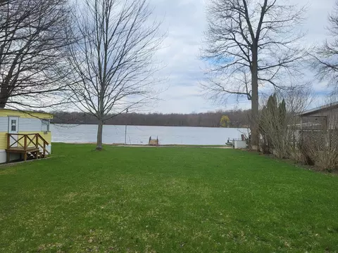 10 Peterson Drive # v l, Gobles, MI 49055