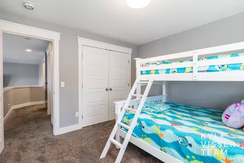 Bedroom - 7511 Ravine Dr NE, Belding, MI 48809 photo 5 of 6