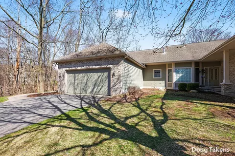 1718 Big Timber Ct NE, Grand Rapids, MI 49505
