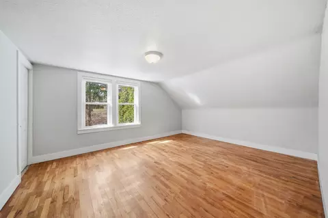 Bedroom - 208 Thorpe Dr, Jackson, MI 49203 photo 1 of 5