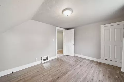 Bedroom - 208 Thorpe Dr, Jackson, MI 49203 photo 3 of 5