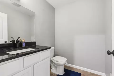 Bath - 1069 S Stoneridge Dr, Plainwell, MI 49080 photo 4 of 6