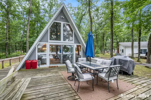 270 N Jack Pine Rd, Fountain, MI 49410