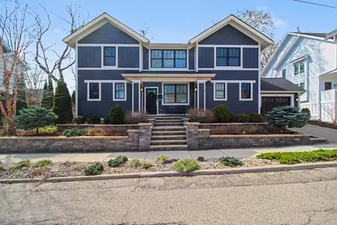 211 W Davis Ave, Ann Arbor, MI 48103