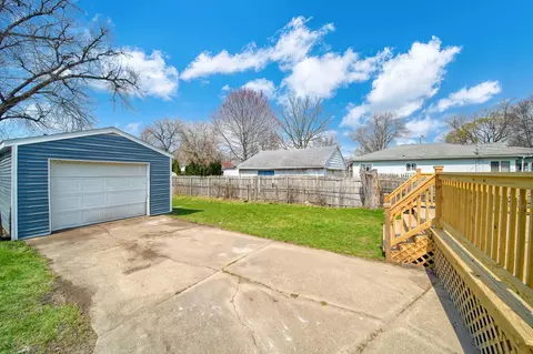 Exterior - 316 Carr St, Jackson, MI 49201 photo 5 of 8