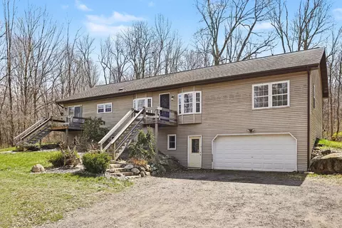6326 N 7th St, Kalamazoo, MI 49009