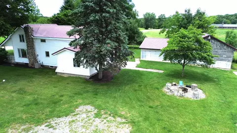 59757 White Temple Rd, Vandalia, MI 49095