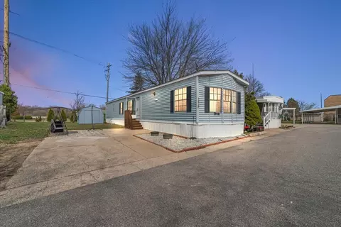 333 E Lakewood Blvd #LOT 258, Holland, MI 49424