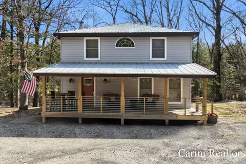 Exterior - 6384 N Mac Rd, Irons, MI 49644 photo 2 of 11