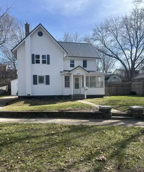 547 Ionia St, Belding, MI 48809
