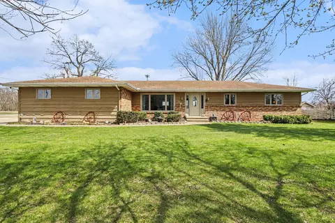 55019 N Fisher Lake Rd, Three Rivers, MI 49093