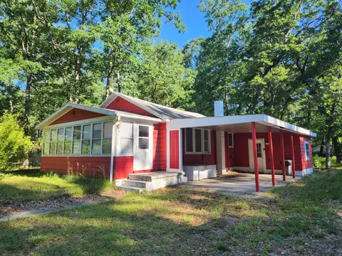 8024 W Hemlock Ave, Baldwin, MI 49304