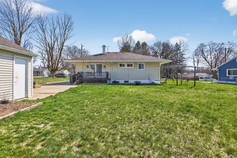 Exterior - 3442 Acacia Blvd, Jackson, MI 49203 photo 6 of 15