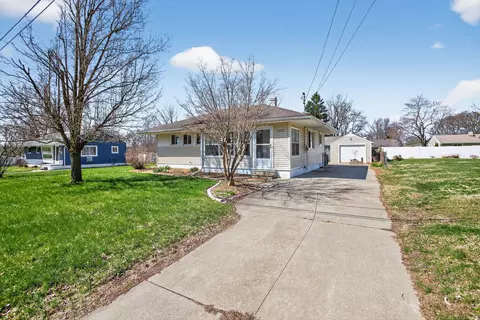 Exterior - 3442 Acacia Blvd, Jackson, MI 49203 photo 9 of 15