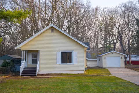 Exterior - 1407 Kenwood Ave, Belding, MI 48809 photo 9 of 9