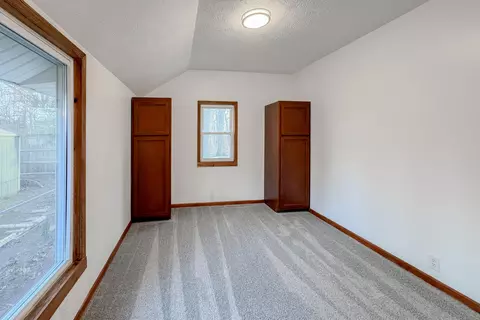 Bedroom - 1407 Kenwood Ave, Belding, MI 48809 photo 6 of 7