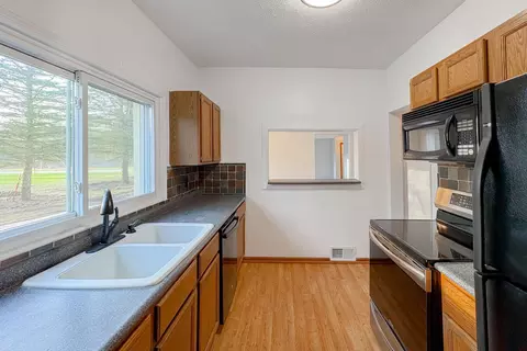 Kitchen - 1407 Kenwood Ave, Belding, MI 48809 photo 2 of 3