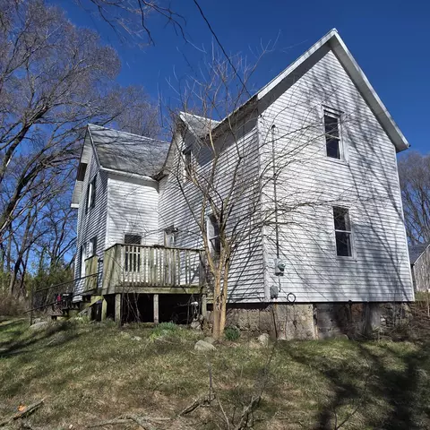 Exterior - 992 E Polk Rd, Hart, MI 49420 photo 1 of 15