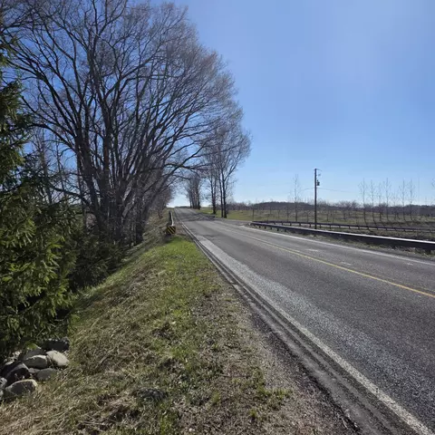 Exterior - 992 E Polk Rd, Hart, MI 49420 photo 12 of 15