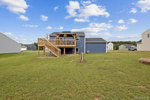 Exterior - 7858 Sierra Dr, Belding, MI 48809 photo 5 of 5