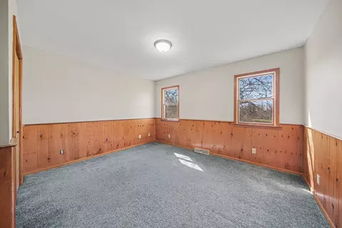 Bedroom - 4001 Hoyer Rd, Jackson, MI 49201 photo 4 of 9