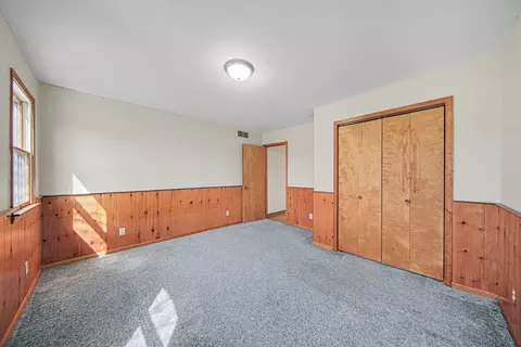 Bedroom - 4001 Hoyer Rd, Jackson, MI 49201 photo 5 of 9