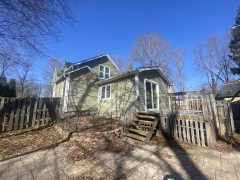Exterior - 860 E Michigan Ave, Marshall, MI 49068 photo 6 of 9