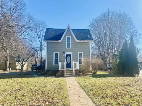 860 E Michigan Ave, Marshall, MI 49068