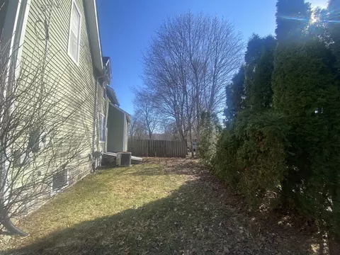 Exterior - 860 E Michigan Ave, Marshall, MI 49068 photo 9 of 9