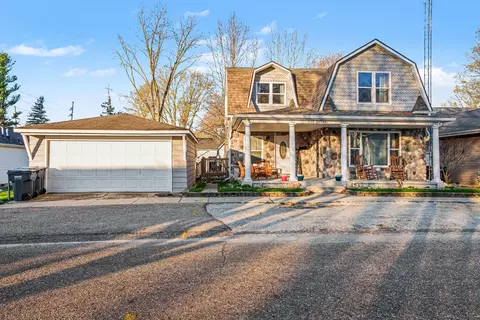 309 S Kimmel St, Berrien Springs, MI 49103