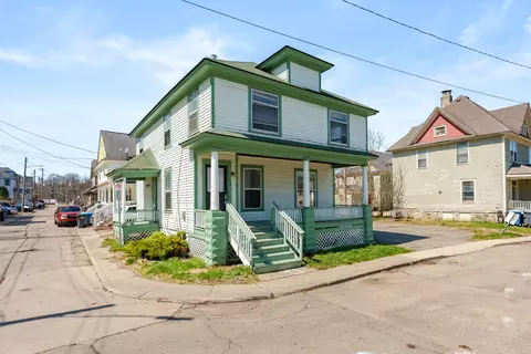 416 Bellevue Pl, Kalamazoo, MI 49007