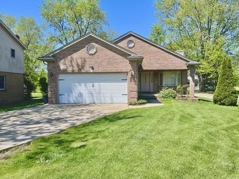 15338 Flanders St, Southgate, MI 48195