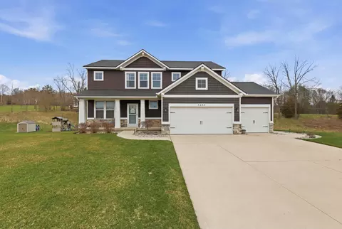 8433 Sunnyview Rd SE, Caledonia, MI 49316