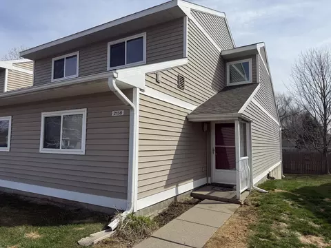 2138 Stone School Cir, Ann Arbor, MI 48108
