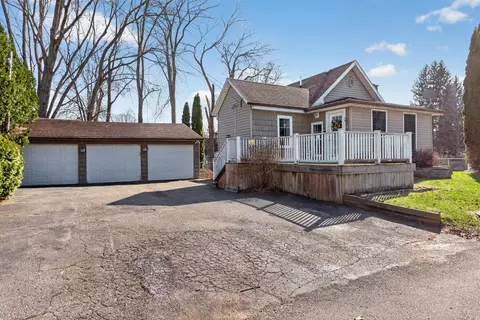 809 Grant Ave, Jackson, MI 49203