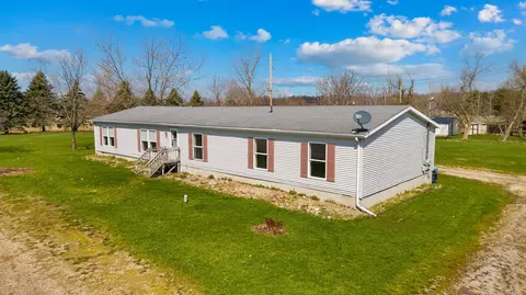 252 W Lincoln St, Reading, MI 49274