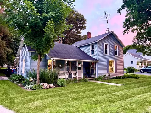 315 W Pere Marquette St, Big Rapids, MI 49307