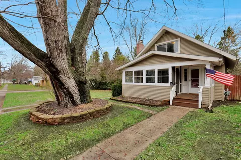 609 S Park Blvd, Lansing, MI 48910